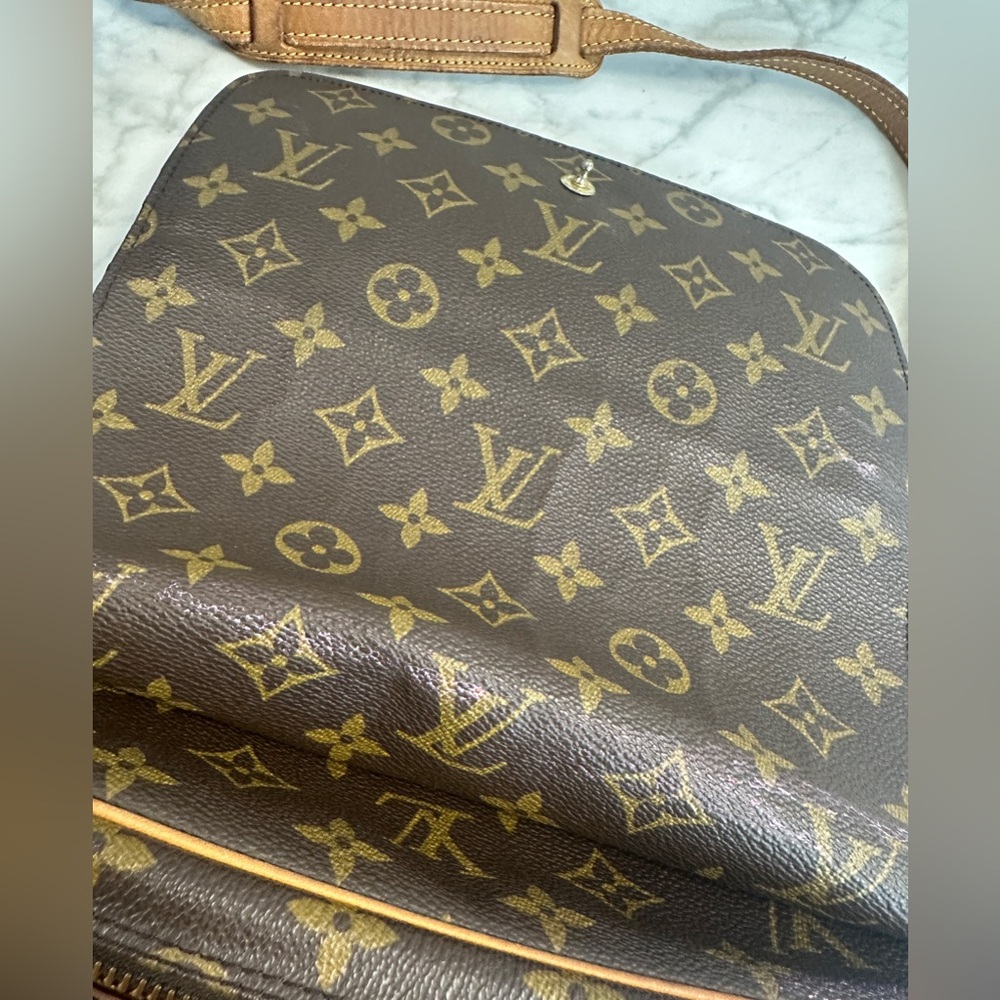 Louis Vuitton Monogram Brown Crossbody Bag - Picture 10 of 13